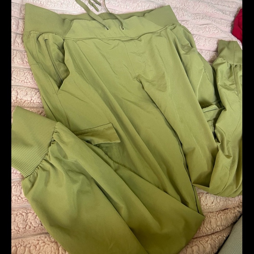 All in Motion Light Green Women's Joggers